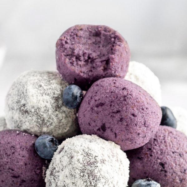 Healthy and Delicious Acai Energy Bites